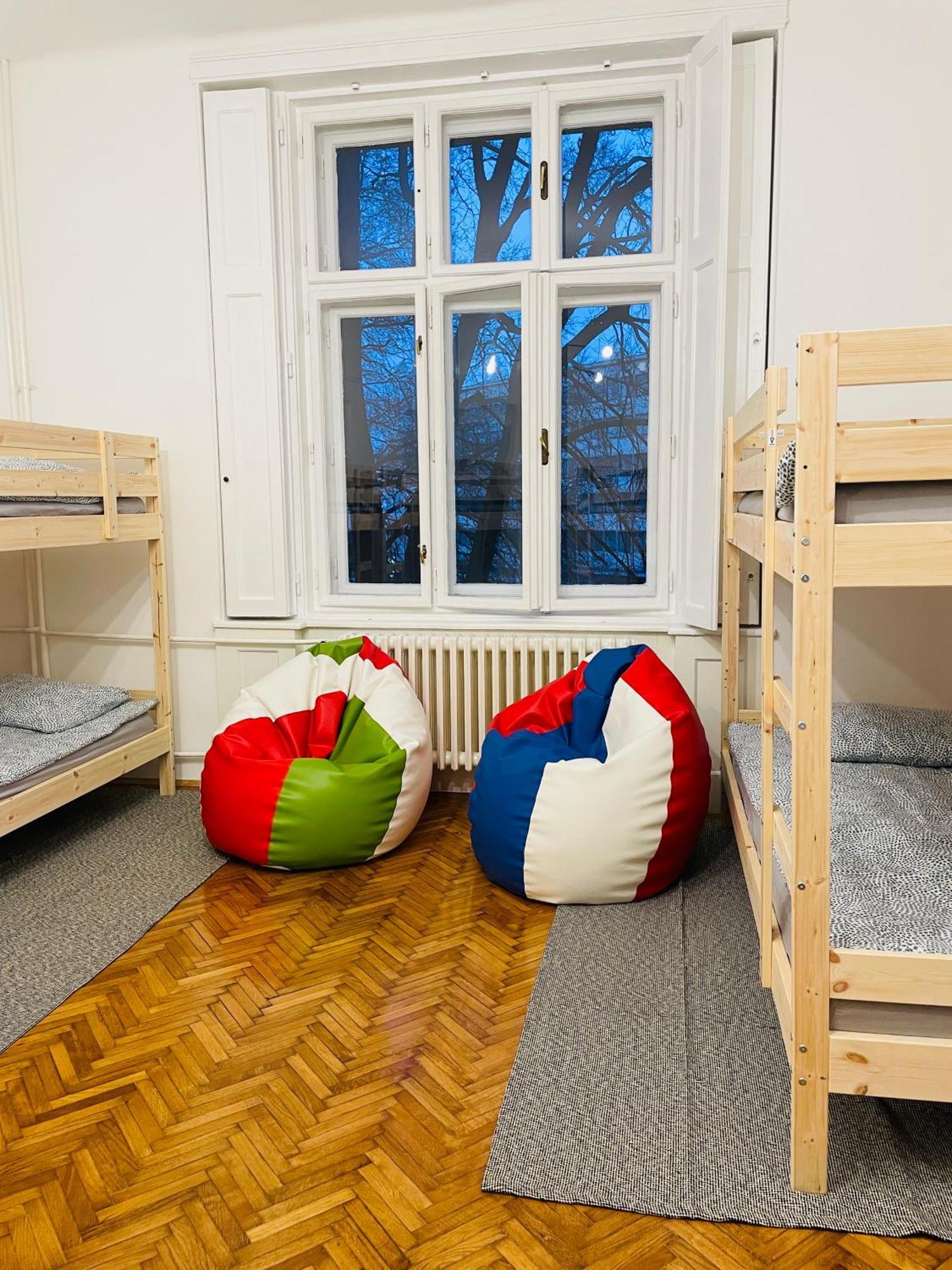 Hostel Green World Novi Sad Exterior foto